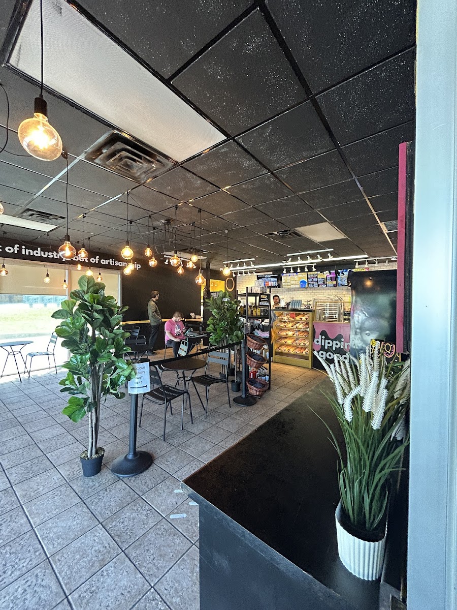 Aroma Maya Coffee & Donuts Dartmouth